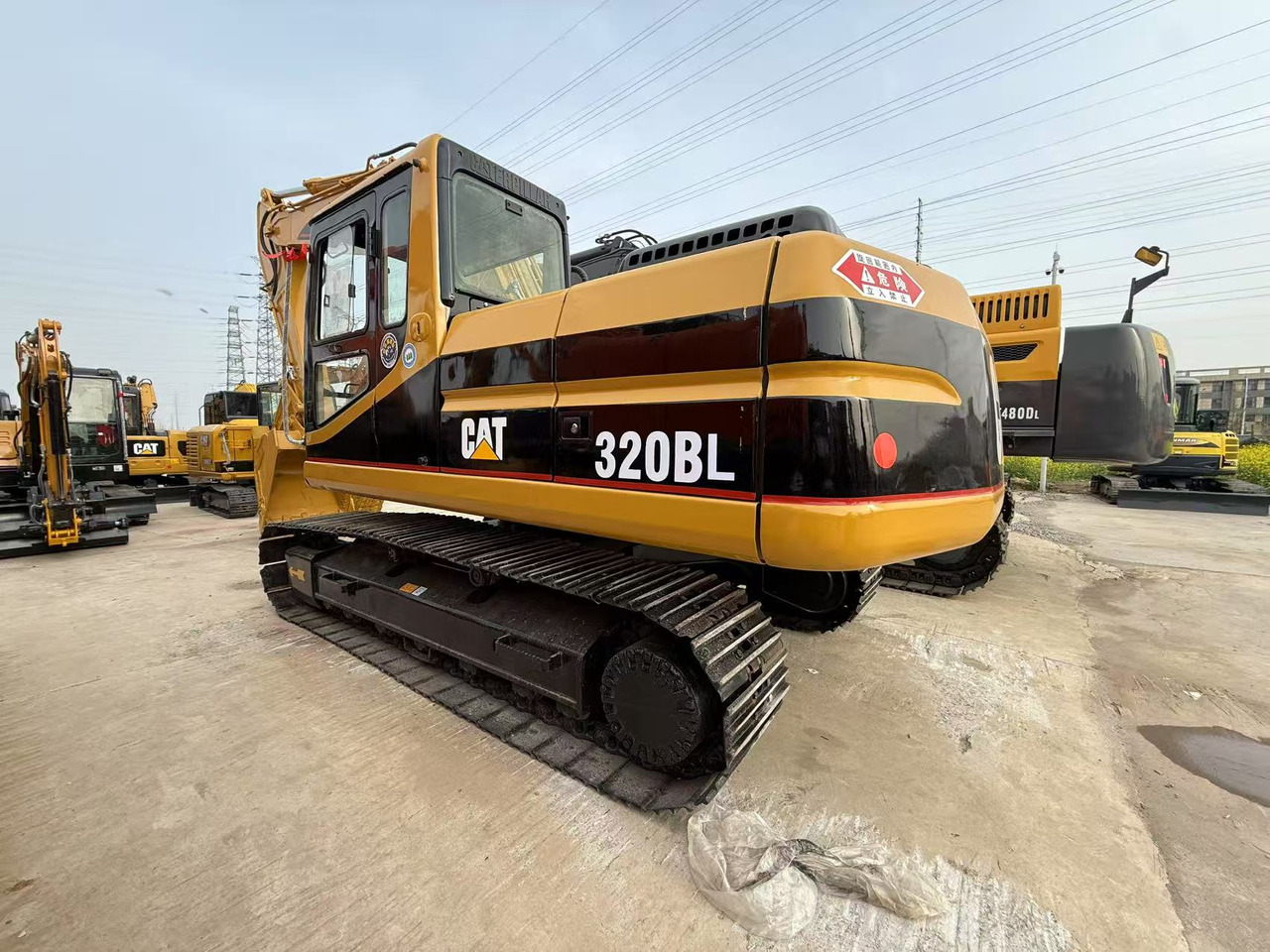 CATERPILLAR 320BL - Kāpurķēžu ekskavators: foto 4 CATERPILLAR 320BL - Kāpurķēžu ekskavators: foto 4