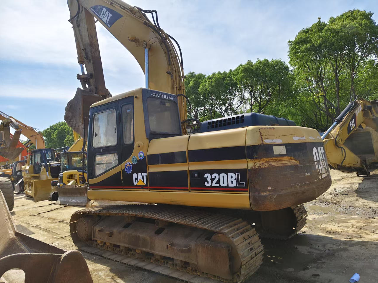 CATERPILLAR 320BL - Kāpurķēžu ekskavators: foto 5 CATERPILLAR 320BL - Kāpurķēžu ekskavators: foto 5