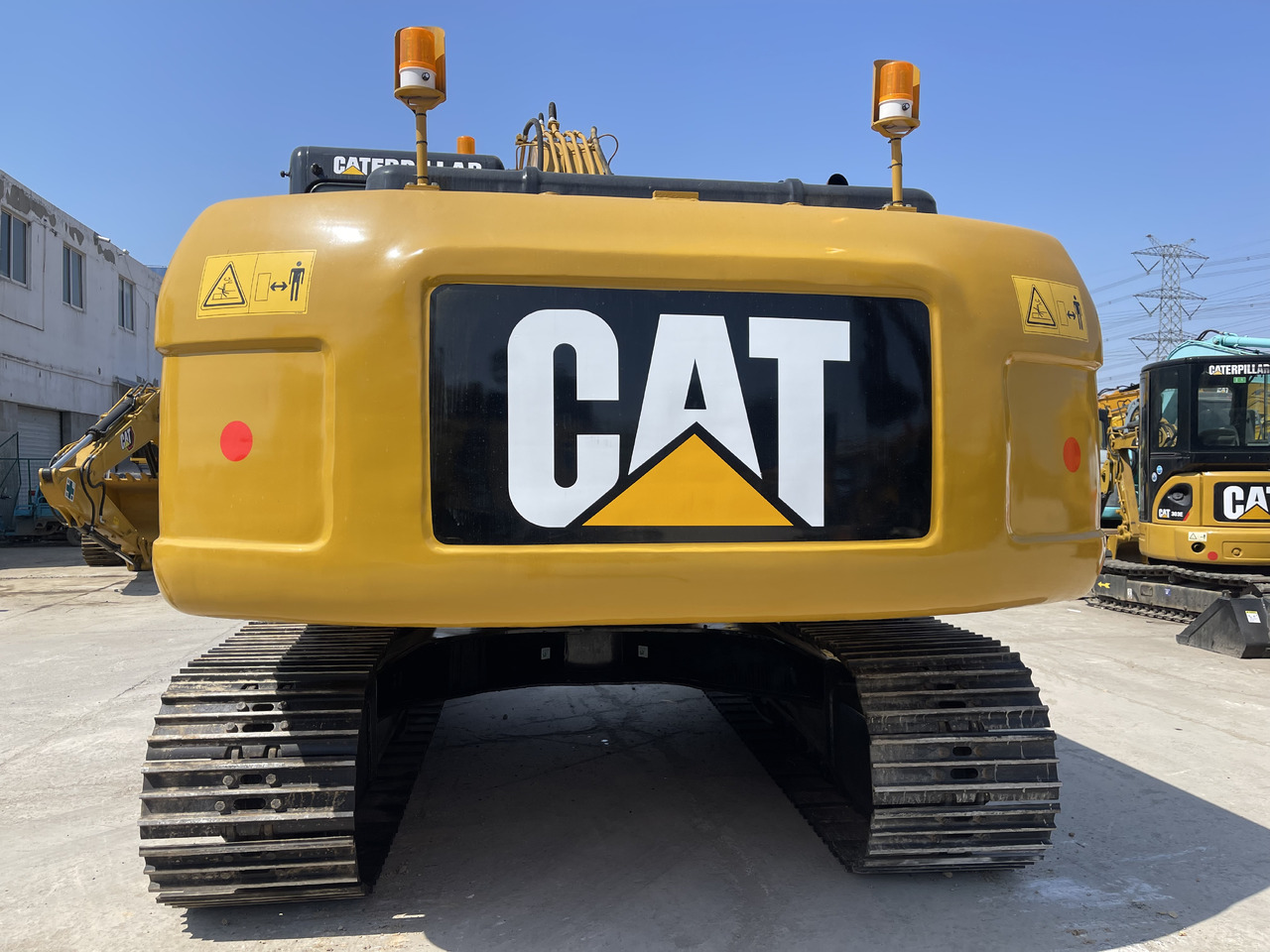 CATERPILLAR 320D2 - Kāpurķēžu ekskavators: foto 4 CATERPILLAR 320D2 - Kāpurķēžu ekskavators: foto 4