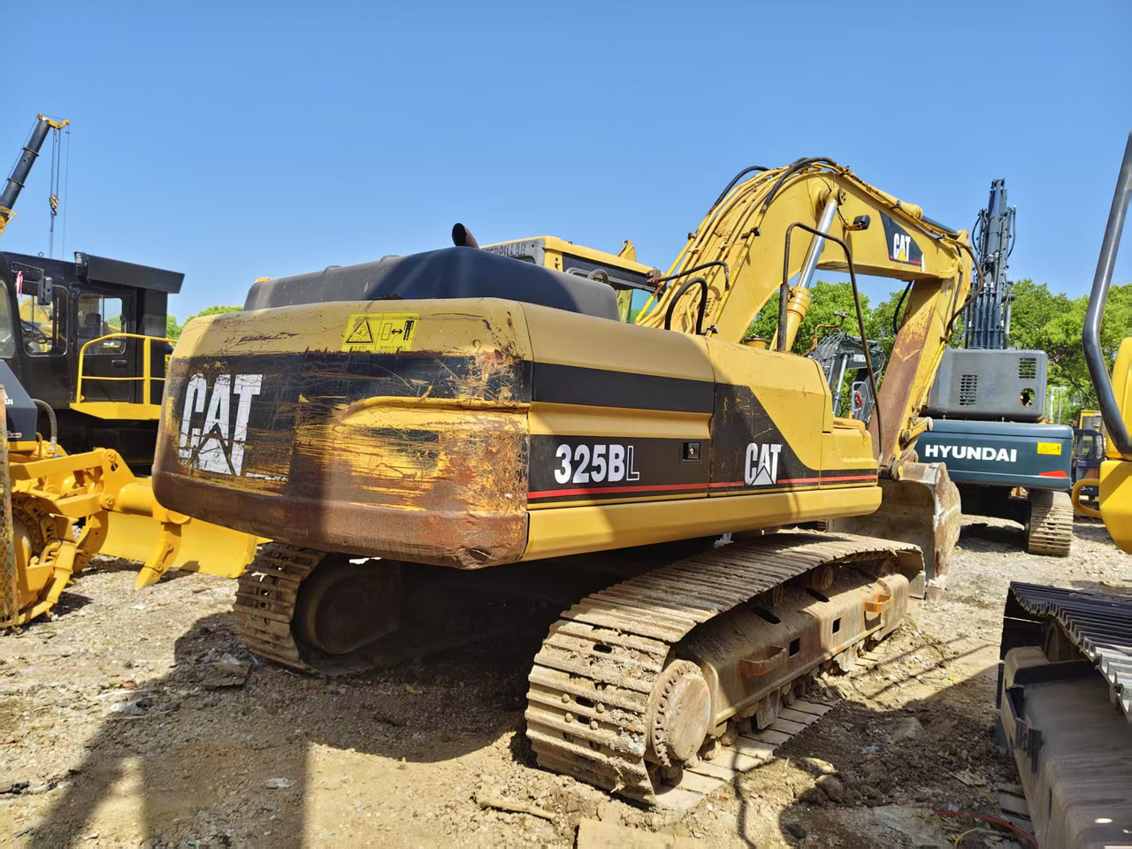 CATERPILLAR 325B - Kāpurķēžu ekskavators: foto 2 CATERPILLAR 325B - Kāpurķēžu ekskavators: foto 2