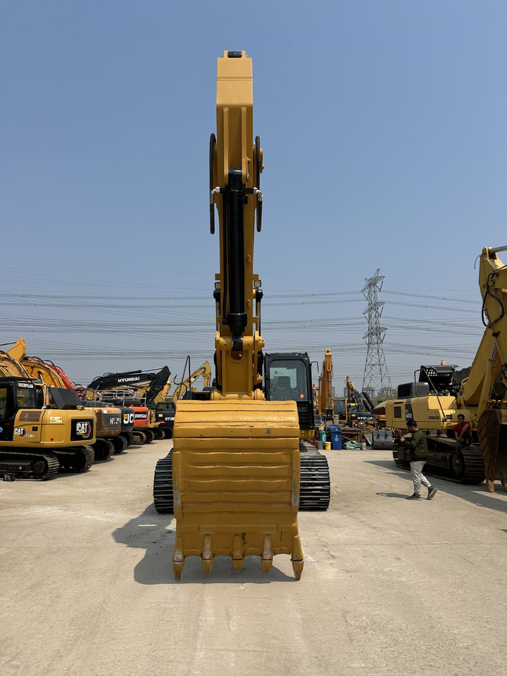 CATERPILLAR 330D - Kāpurķēžu ekskavators: foto 5 CATERPILLAR 330D - Kāpurķēžu ekskavators: foto 5