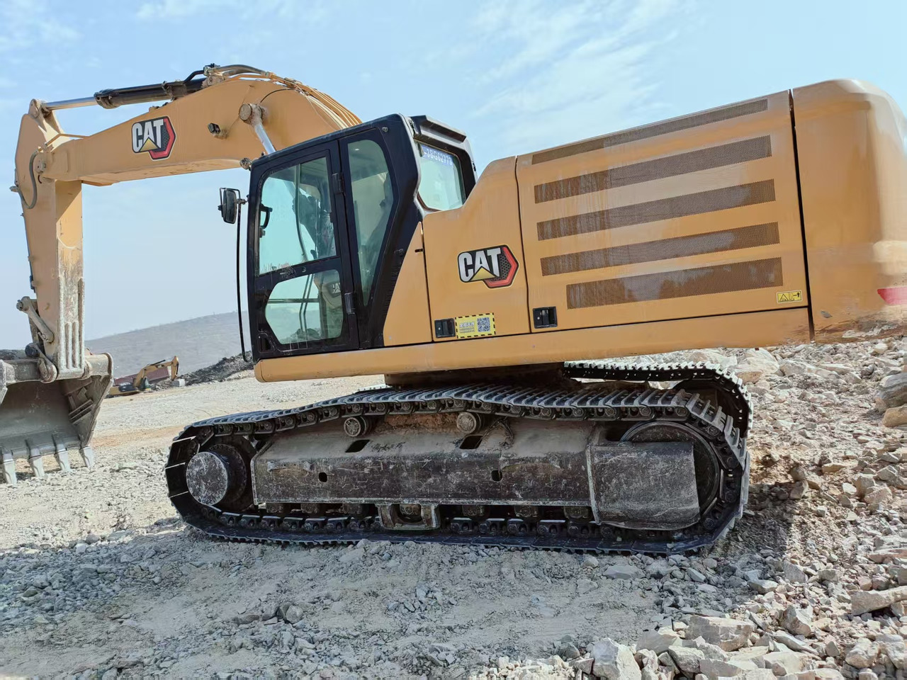 CATERPILLAR 336GC - Kāpurķēžu ekskavators: foto 1 CATERPILLAR 336GC - Kāpurķēžu ekskavators: foto 1