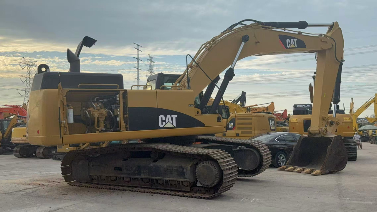 CATERPILLAR 345D - Kāpurķēžu ekskavators: foto 1 CATERPILLAR 345D - Kāpurķēžu ekskavators: foto 1