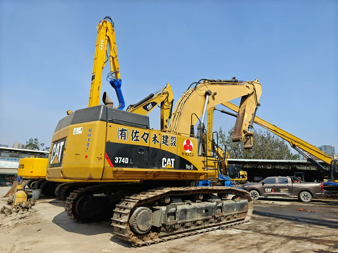 CATERPILLAR 374D - Kāpurķēžu ekskavators: foto 1 CATERPILLAR 374D - Kāpurķēžu ekskavators: foto 1