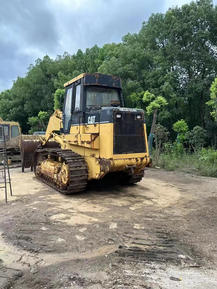 CATERPILLAR 973 - Kāpurķēžu iekrāvējs: foto 1 CATERPILLAR 973 - Kāpurķēžu iekrāvējs: foto 1