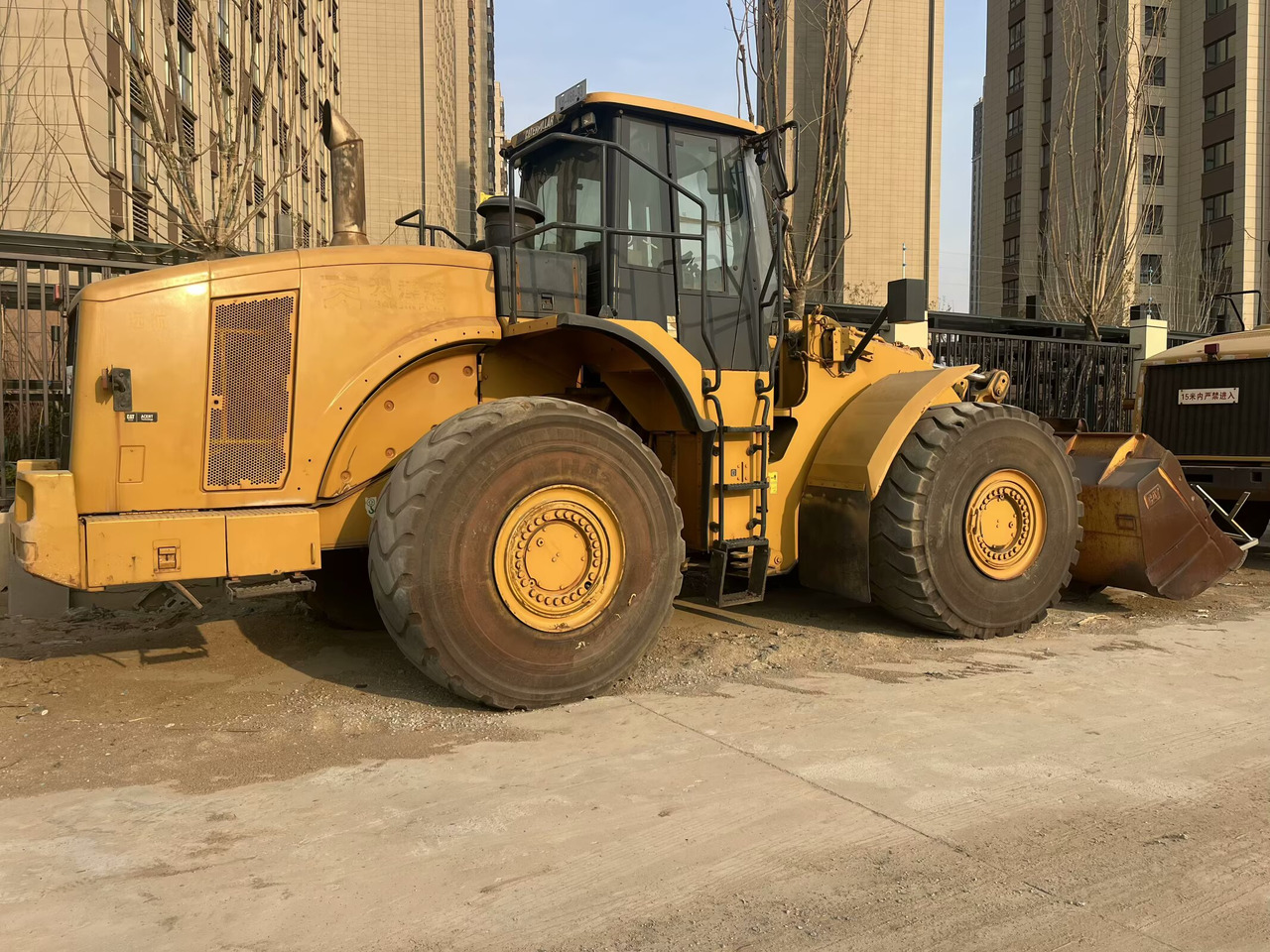 CATERPILLAR 980H - Riteņu iekrāvējs: foto 2 CATERPILLAR 980H - Riteņu iekrāvējs: foto 2