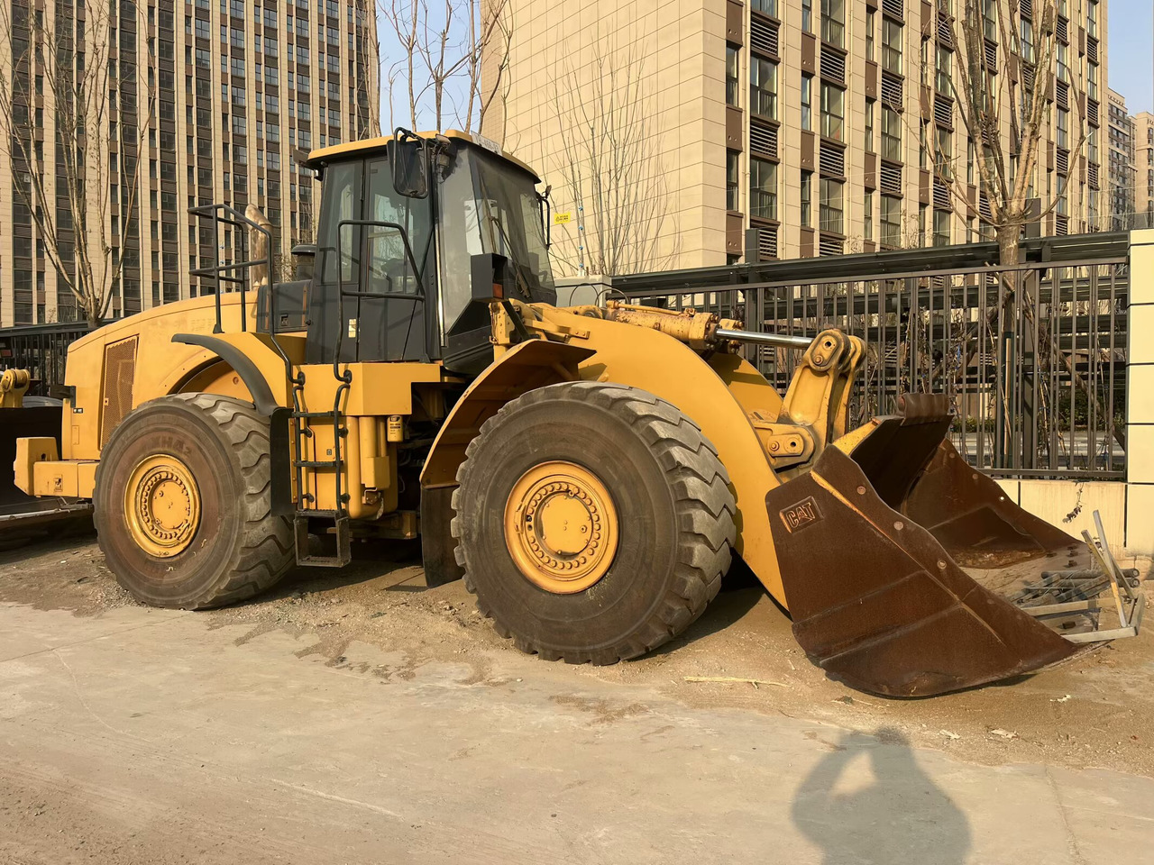 CATERPILLAR 980H - Riteņu iekrāvējs: foto 1 CATERPILLAR 980H - Riteņu iekrāvējs: foto 1
