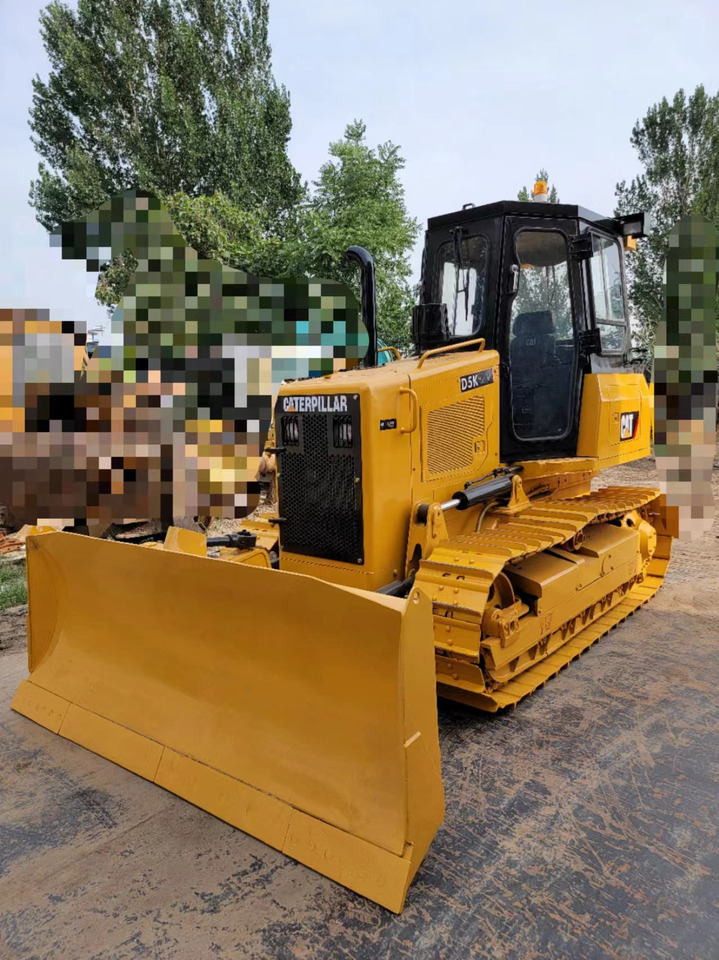 CATERPILLAR D5K - Buldozers: foto 2 CATERPILLAR D5K - Buldozers: foto 2