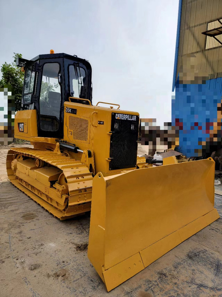 CATERPILLAR D5K - Buldozers: foto 3 CATERPILLAR D5K - Buldozers: foto 3