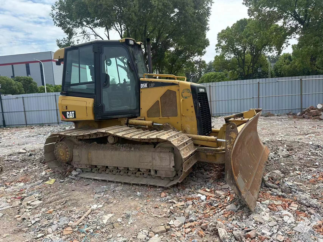 CATERPILLAR D5K - Buldozers: foto 3 CATERPILLAR D5K - Buldozers: foto 3