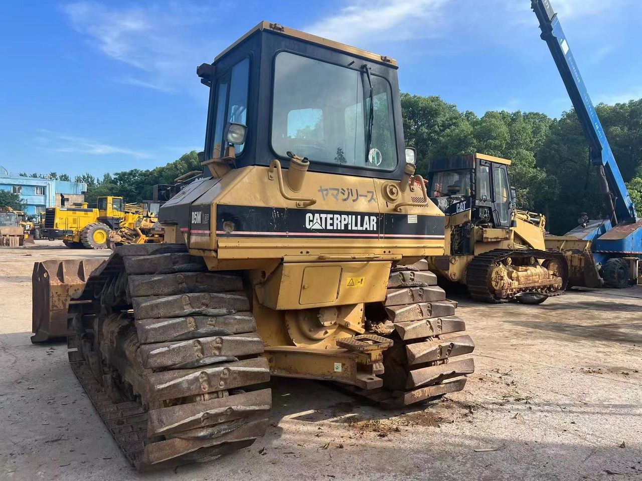 CATERPILLAR D5M - Buldozers: foto 5 CATERPILLAR D5M - Buldozers: foto 5