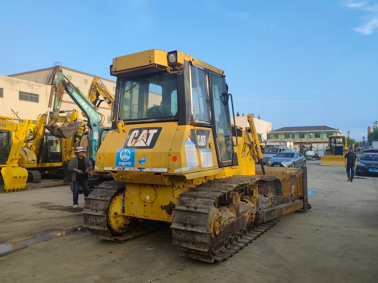 CATERPILLAR D6G - Buldozers: foto 4 CATERPILLAR D6G - Buldozers: foto 4