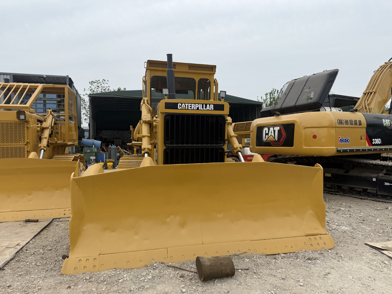 CATERPILLAR D7G - Buldozers: foto 2 CATERPILLAR D7G - Buldozers: foto 2