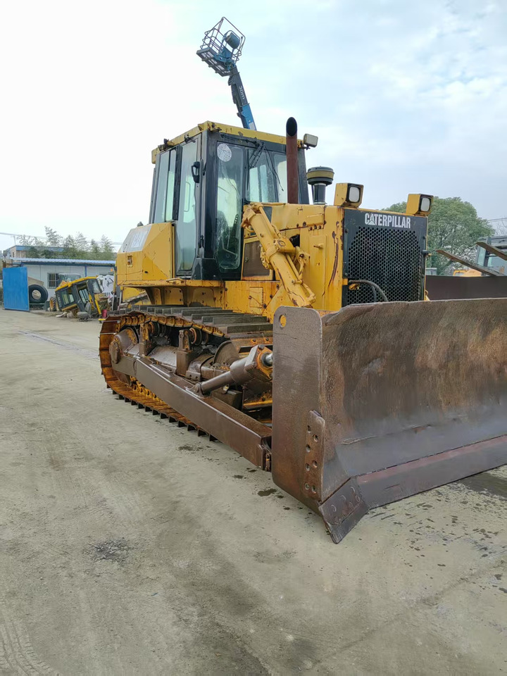 CATERPILLAR D7G2 - Buldozers: foto 2 CATERPILLAR D7G2 - Buldozers: foto 2