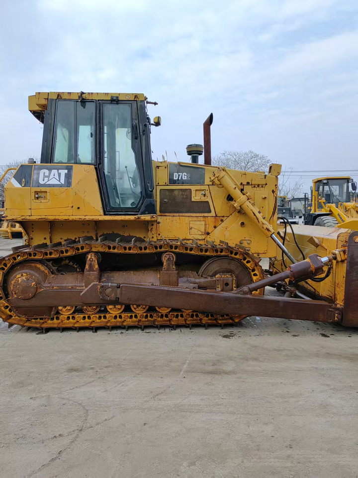 CATERPILLAR D7G2 - Buldozers: foto 1 CATERPILLAR D7G2 - Buldozers: foto 1