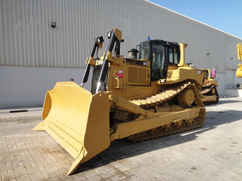 CATERPILLAR D8N - Buldozers: foto 3 CATERPILLAR D8N - Buldozers: foto 3