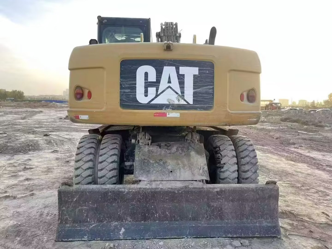 CATERPILLAR M315 - Riteņu ekskavators: foto 2 CATERPILLAR M315 - Riteņu ekskavators: foto 2