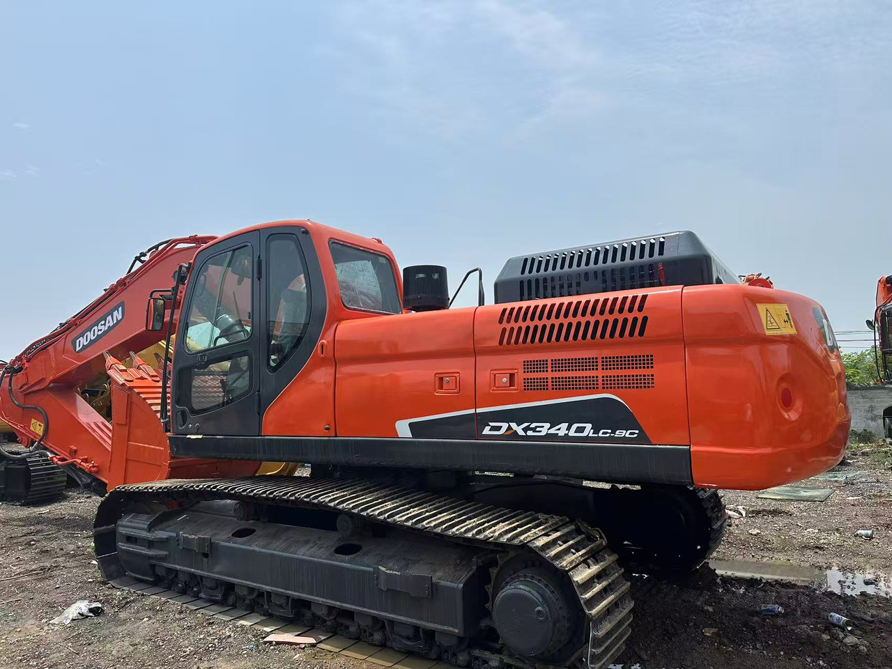 DOOSAN DX340LC-9C - Kāpurķēžu ekskavators: foto 1 DOOSAN DX340LC-9C - Kāpurķēžu ekskavators: foto 1