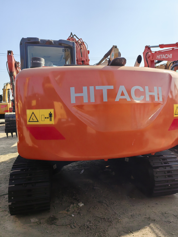 HITACHI ZX130 - Kāpurķēžu ekskavators: foto 4 HITACHI ZX130 - Kāpurķēžu ekskavators: foto 4