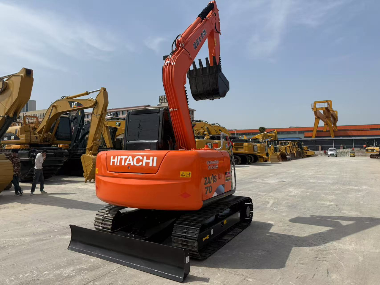 HITACHI ZX70 - Kāpurķēžu ekskavators: foto 4 HITACHI ZX70 - Kāpurķēžu ekskavators: foto 4