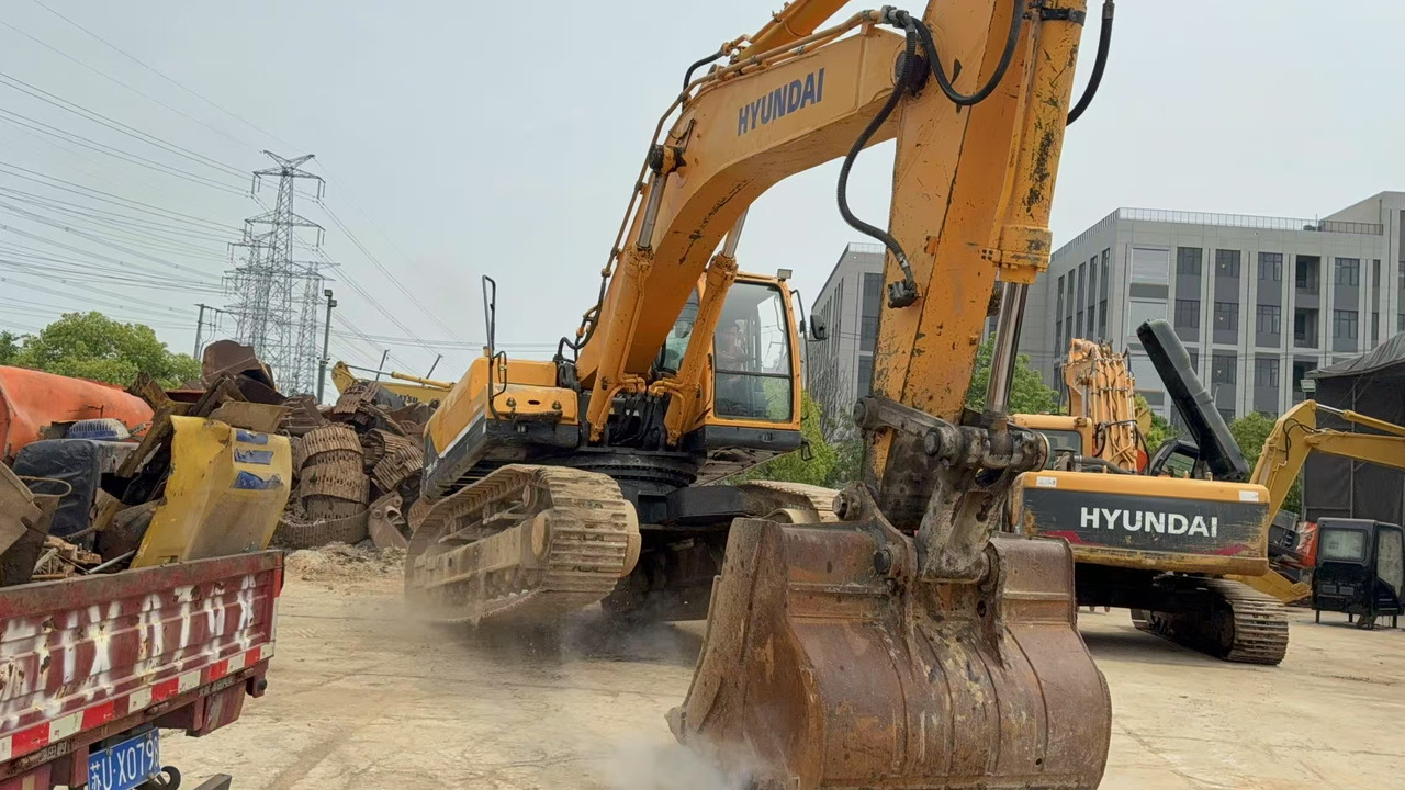 HYUNDAI R520 - Kāpurķēžu ekskavators: foto 3 HYUNDAI R520 - Kāpurķēžu ekskavators: foto 3