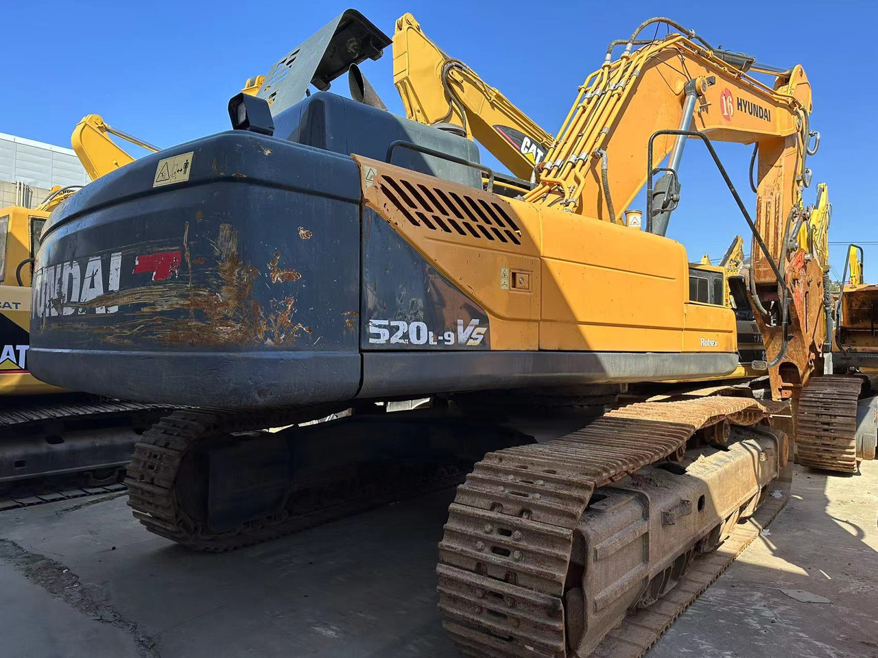 HYUNDAI R520LVS - Kāpurķēžu ekskavators: foto 2 HYUNDAI R520LVS - Kāpurķēžu ekskavators: foto 2