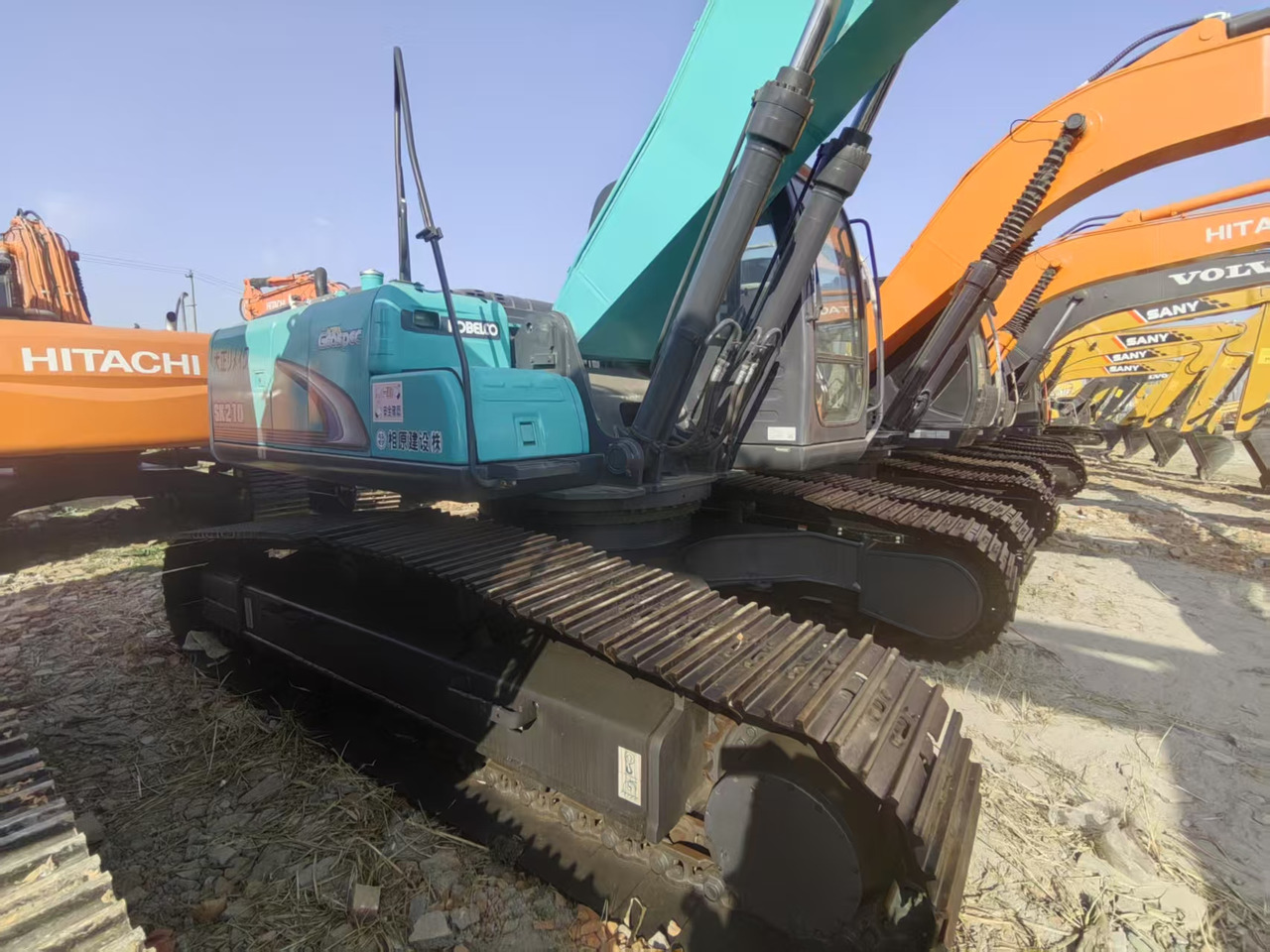 KOBELCO SK210-8 - Mini-ekskavators: foto 3 KOBELCO SK210-8 - Mini-ekskavators: foto 3