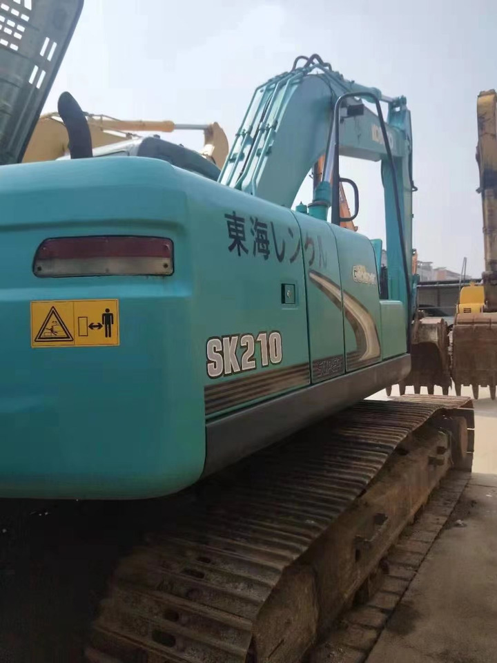 KOBELCO SK210-8 - Mini-ekskavators: foto 1 KOBELCO SK210-8 - Mini-ekskavators: foto 1