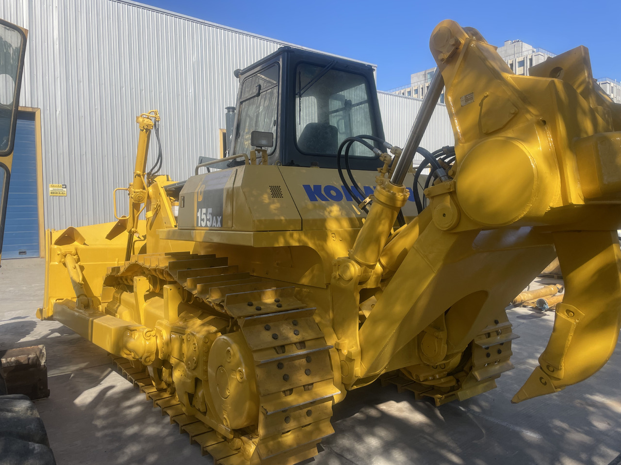 KOMATSU D155A-5 - Buldozers: foto 2 KOMATSU D155A-5 - Buldozers: foto 2
