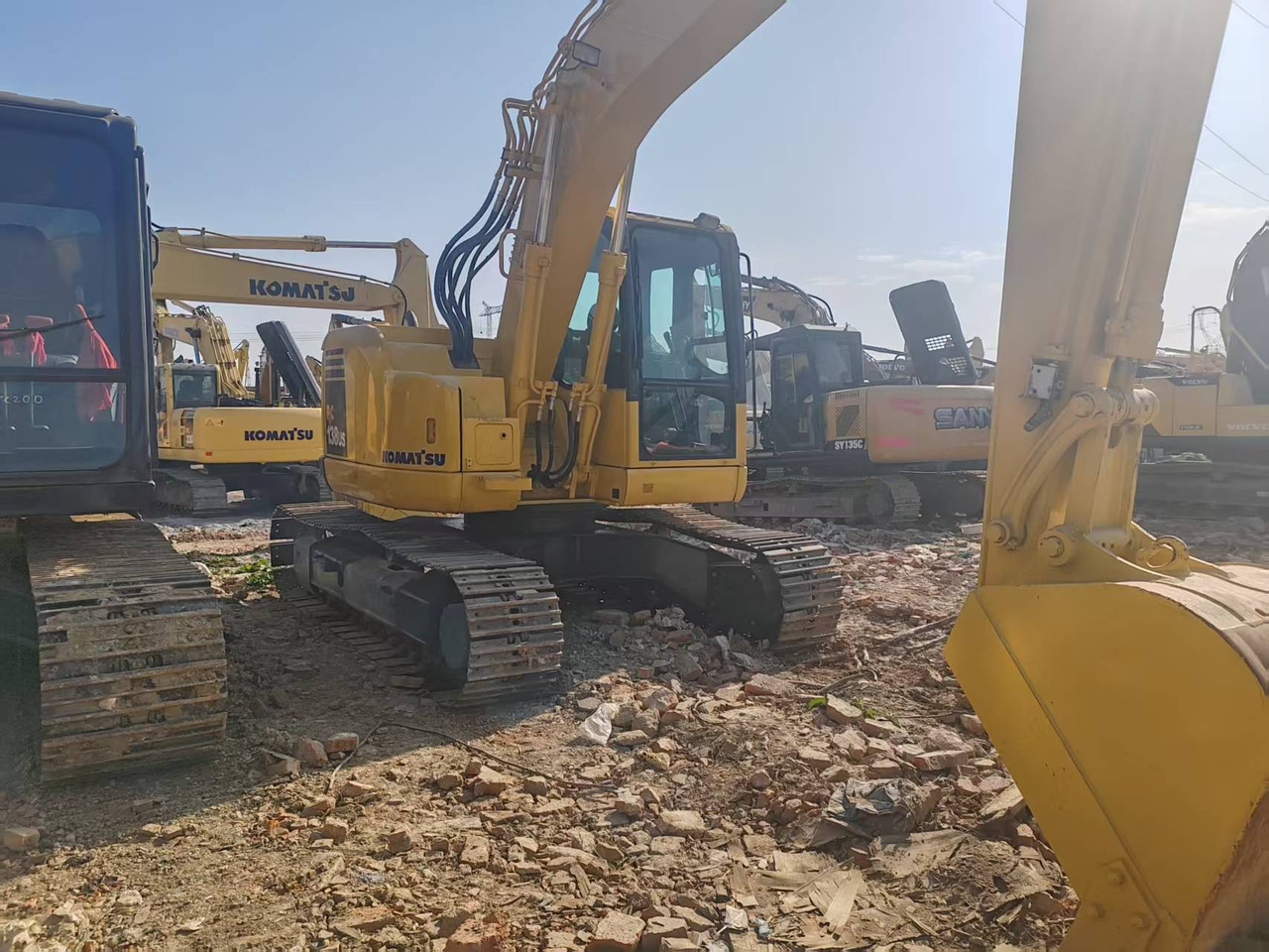 KOMATSU PC138US-8 - Kāpurķēžu ekskavators: foto 2 KOMATSU PC138US-8 - Kāpurķēžu ekskavators: foto 2