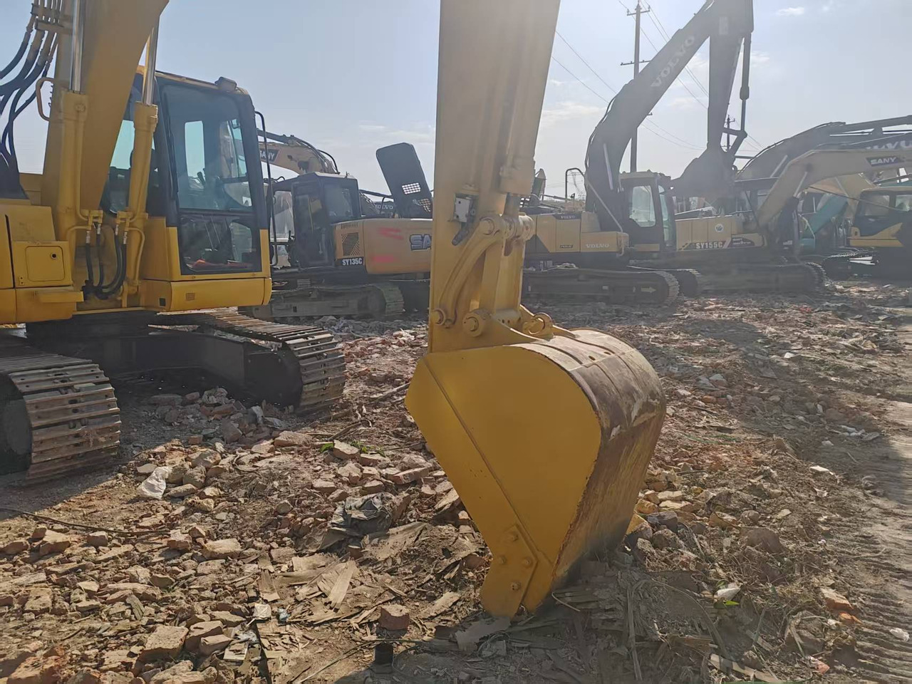 KOMATSU PC138US-8 - Kāpurķēžu ekskavators: foto 3 KOMATSU PC138US-8 - Kāpurķēžu ekskavators: foto 3
