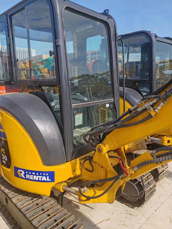 KOMATSU PC30 - Kāpurķēžu ekskavators: foto 4 KOMATSU PC30 - Kāpurķēžu ekskavators: foto 4
