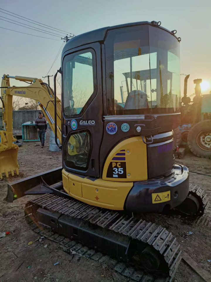 KOMATSU PC35 - Mini-ekskavators: foto 3 KOMATSU PC35 - Mini-ekskavators: foto 3