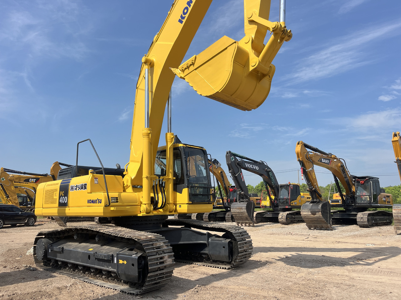 KOMATSU PC400-7 - Kāpurķēžu ekskavators: foto 1 KOMATSU PC400-7 - Kāpurķēžu ekskavators: foto 1