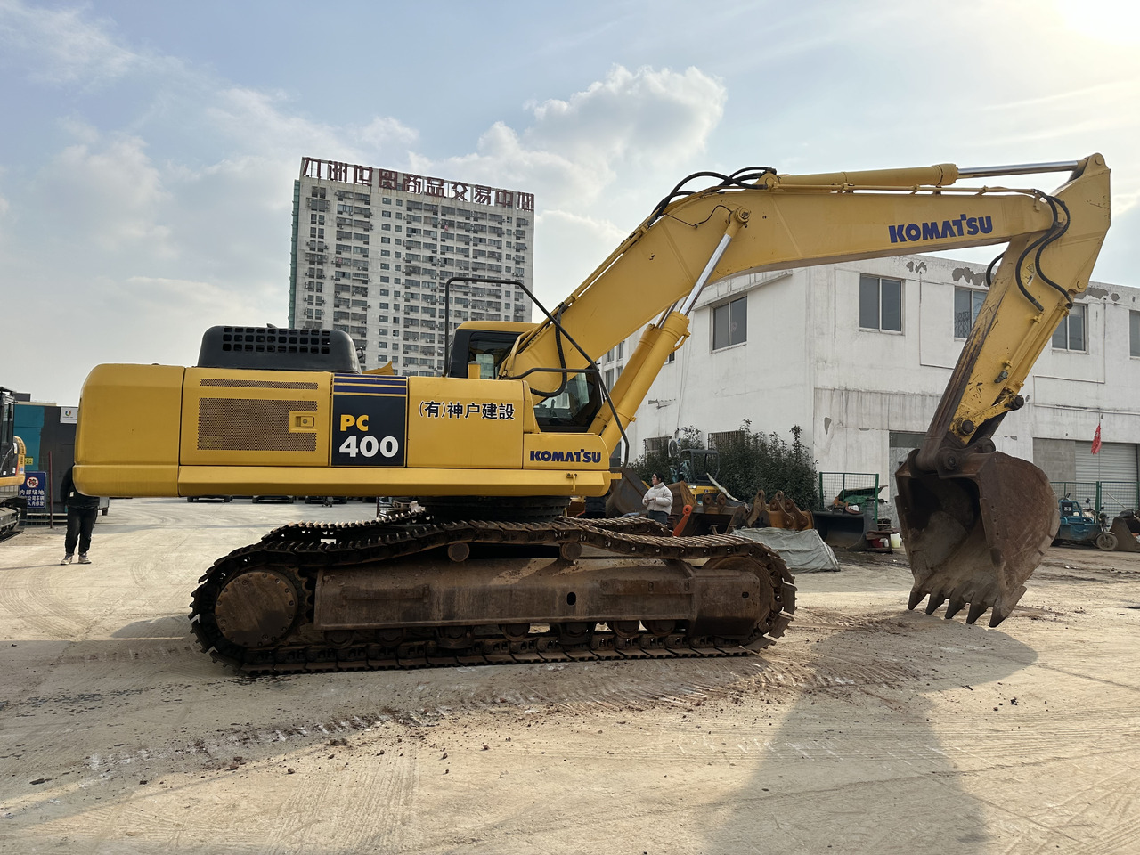 KOMATSU PC400-7 - Kāpurķēžu ekskavators: foto 3 KOMATSU PC400-7 - Kāpurķēžu ekskavators: foto 3