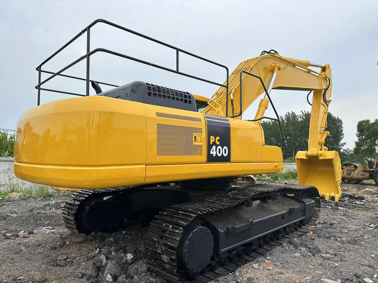 KOMATSU PC400-7 - Kāpurķēžu ekskavators: foto 5 KOMATSU PC400-7 - Kāpurķēžu ekskavators: foto 5