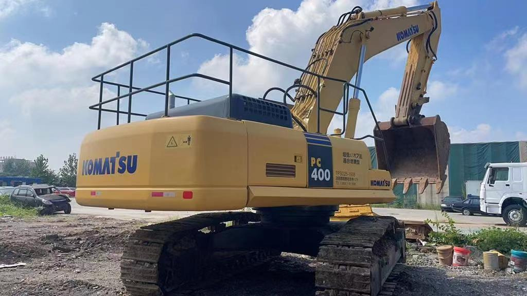 KOMATSU PC400-7 - Kāpurķēžu ekskavators: foto 2 KOMATSU PC400-7 - Kāpurķēžu ekskavators: foto 2