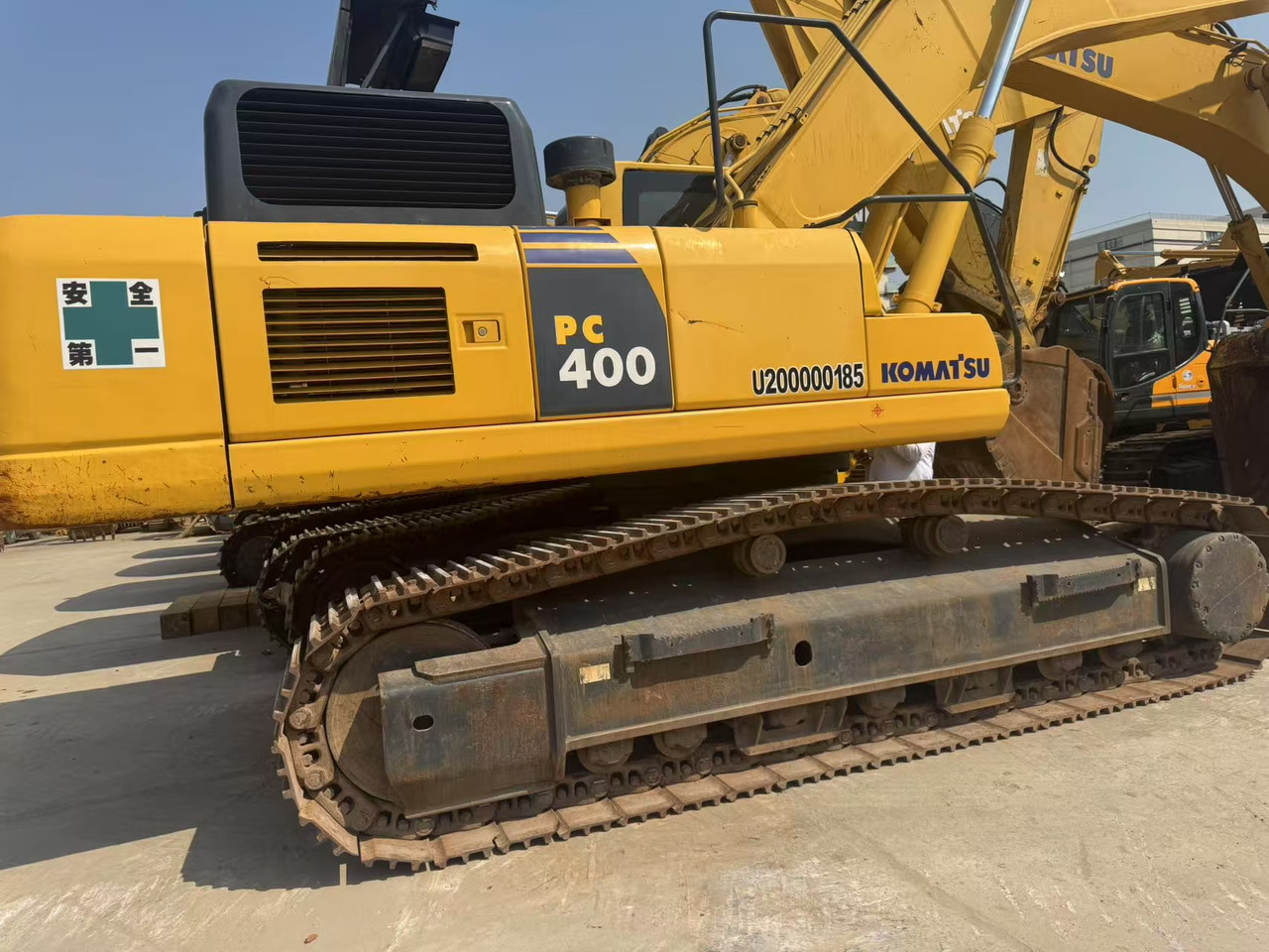 KOMATSU PC400-8 - Kāpurķēžu ekskavators: foto 4 KOMATSU PC400-8 - Kāpurķēžu ekskavators: foto 4