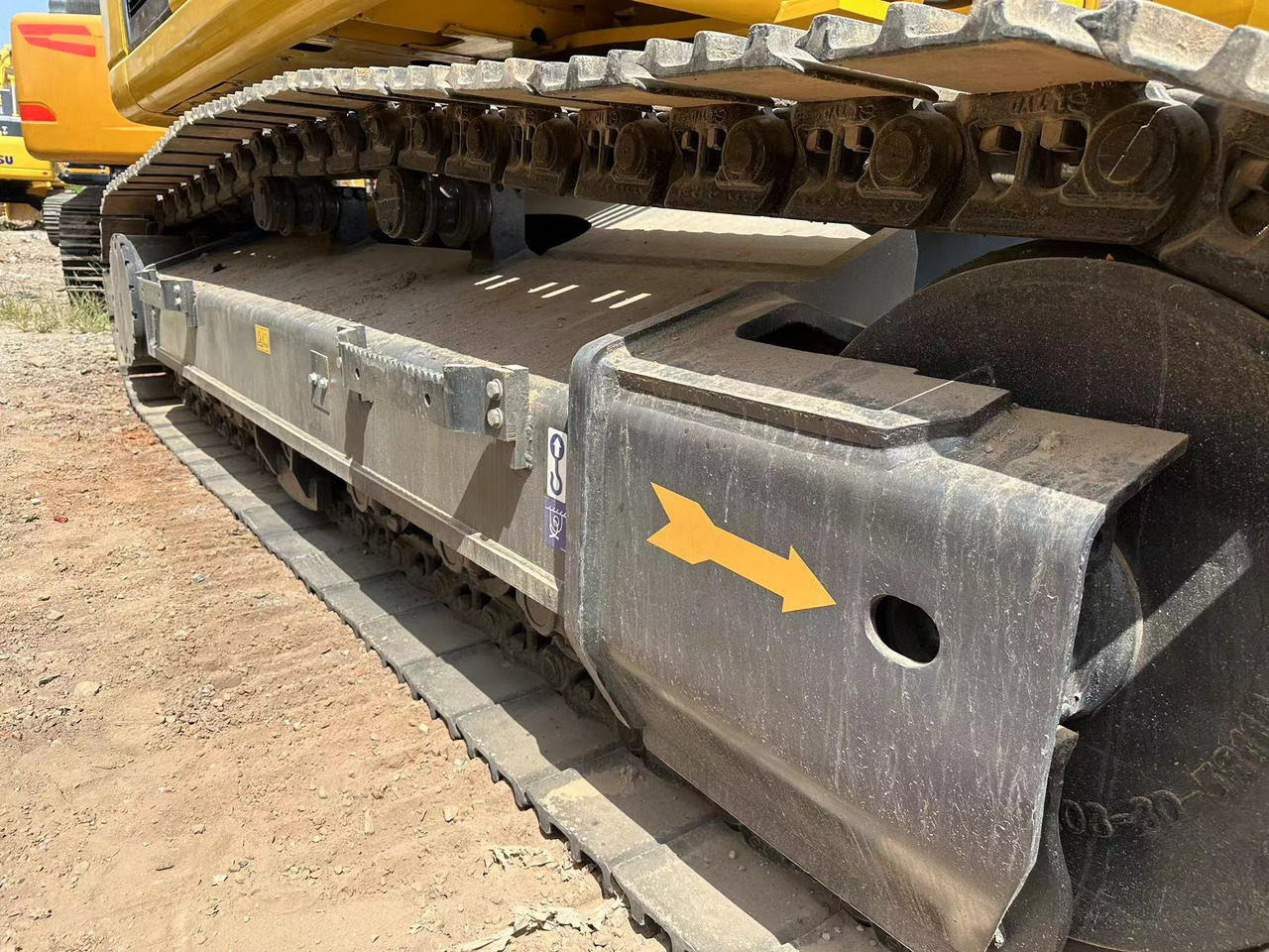 KOMATSU PC400-8 - Kāpurķēžu ekskavators: foto 3 KOMATSU PC400-8 - Kāpurķēžu ekskavators: foto 3