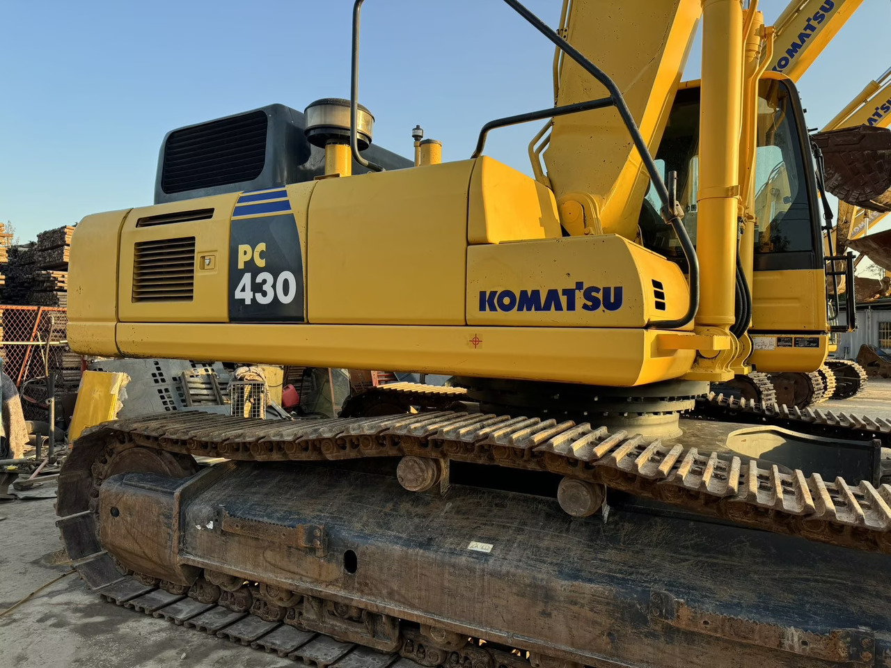 KOMATSU PC430-8 - Kāpurķēžu ekskavators: foto 3 KOMATSU PC430-8 - Kāpurķēžu ekskavators: foto 3