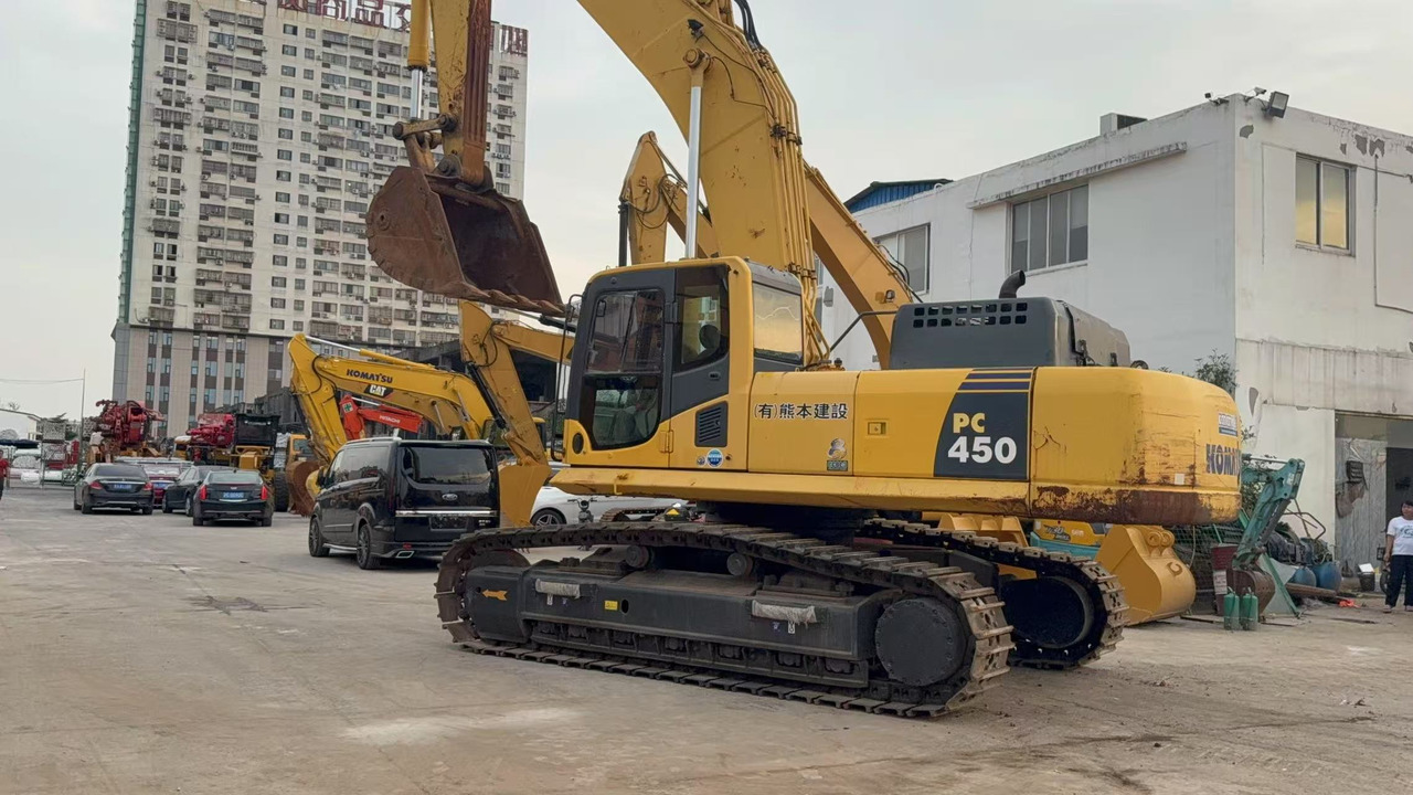 KOMATSU PC450-8 - Kāpurķēžu ekskavators: foto 3 KOMATSU PC450-8 - Kāpurķēžu ekskavators: foto 3