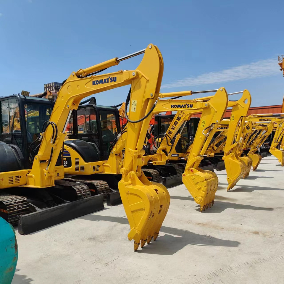 KOMATSU PC55MR - Kāpurķēžu ekskavators: foto 1 KOMATSU PC55MR - Kāpurķēžu ekskavators: foto 1