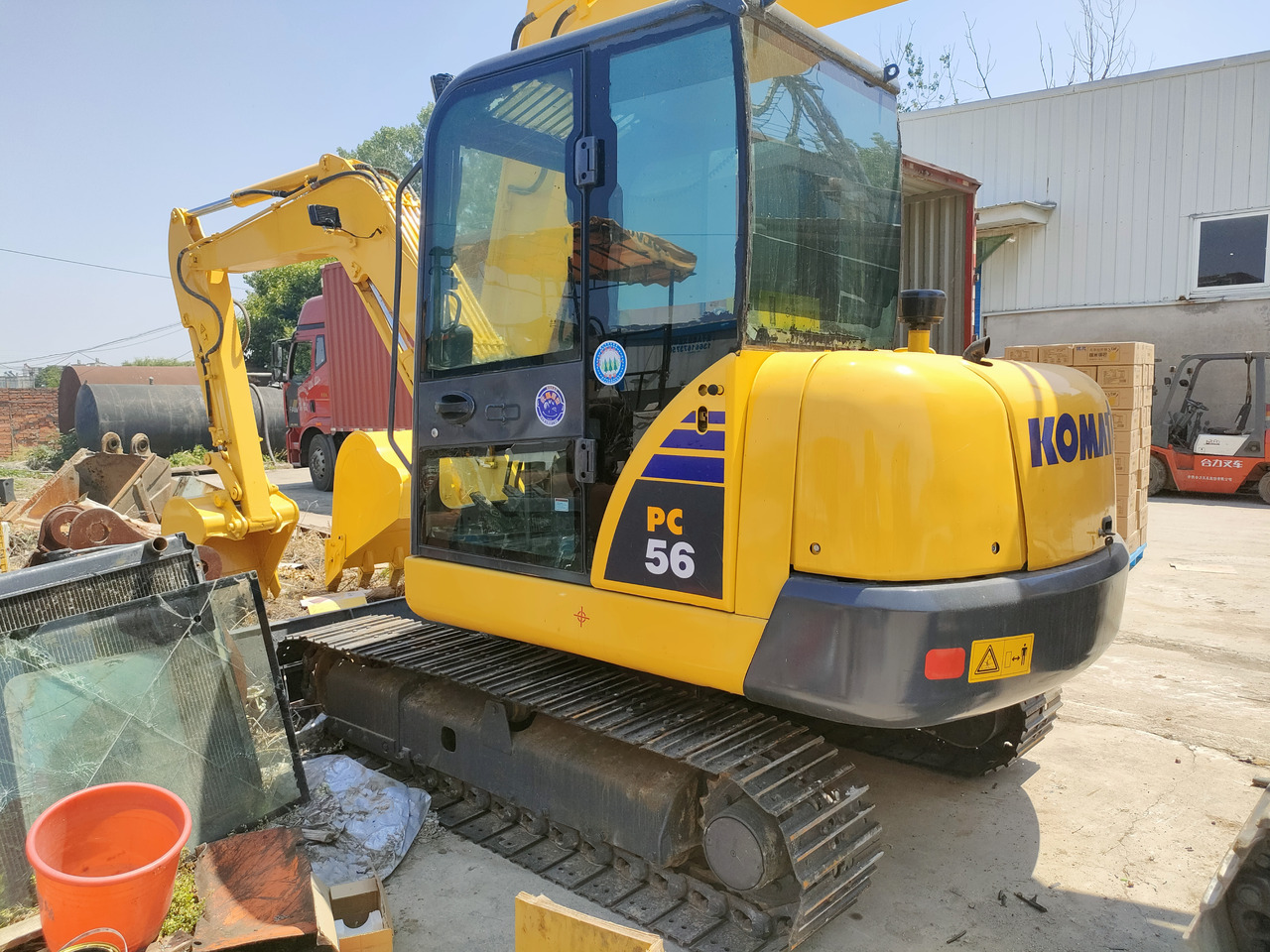 KOMATSU PC56-7 - Kāpurķēžu ekskavators: foto 3 KOMATSU PC56-7 - Kāpurķēžu ekskavators: foto 3