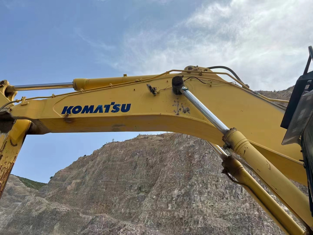 KOMATSU PC700 - Kāpurķēžu ekskavators: foto 5 KOMATSU PC700 - Kāpurķēžu ekskavators: foto 5