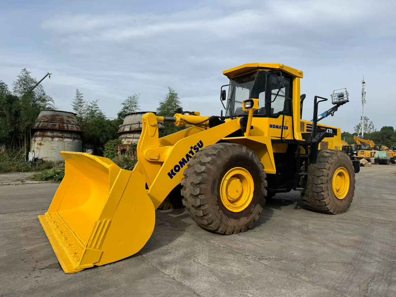 KOMATSU WA470-3 - Riteņu iekrāvējs: foto 2 KOMATSU WA470-3 - Riteņu iekrāvējs: foto 2
