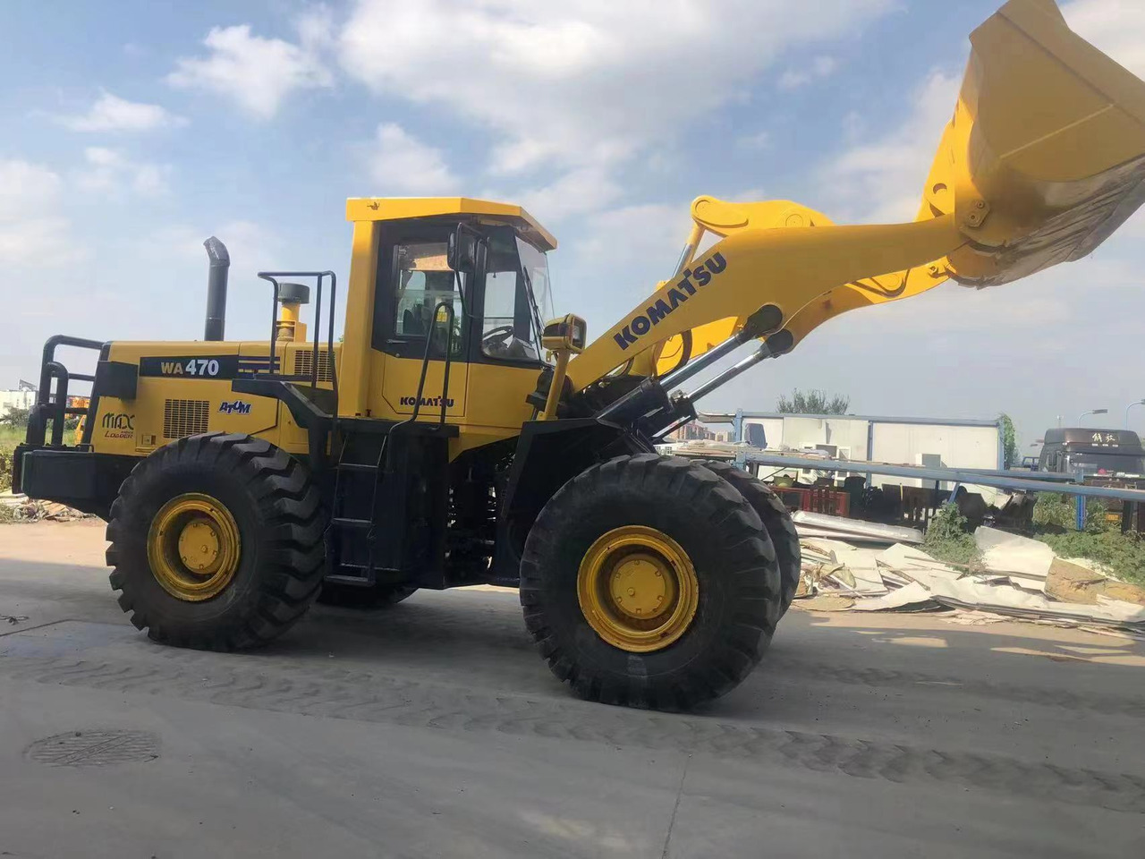 KOMATSU WA470-3 - Riteņu iekrāvējs: foto 4 KOMATSU WA470-3 - Riteņu iekrāvējs: foto 4