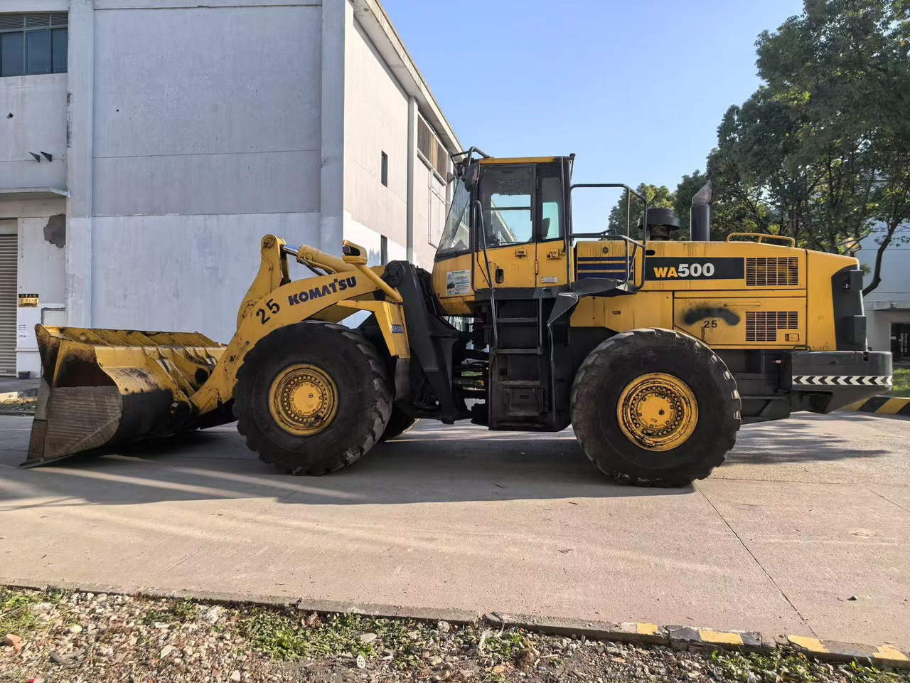 KOMATSU WA500-6 - Riteņu iekrāvējs: foto 2 KOMATSU WA500-6 - Riteņu iekrāvējs: foto 2