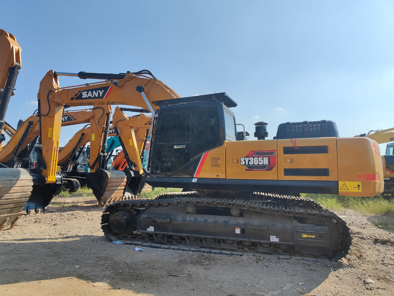 SANY SY365H - Kāpurķēžu ekskavators: foto 2 SANY SY365H - Kāpurķēžu ekskavators: foto 2