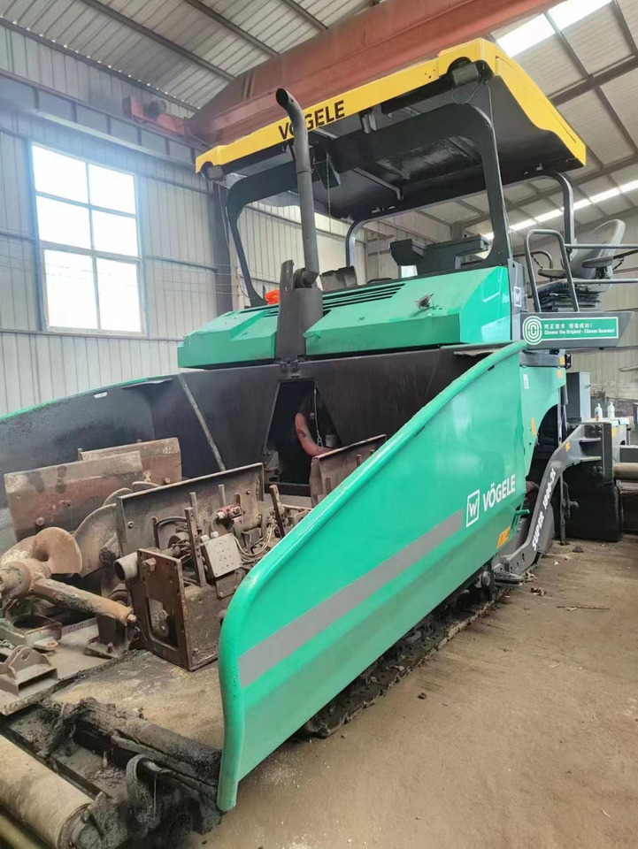 VOGELE 1800-2 - Asfalta klājējs: foto 2 VOGELE 1800-2 - Asfalta klājējs: foto 2