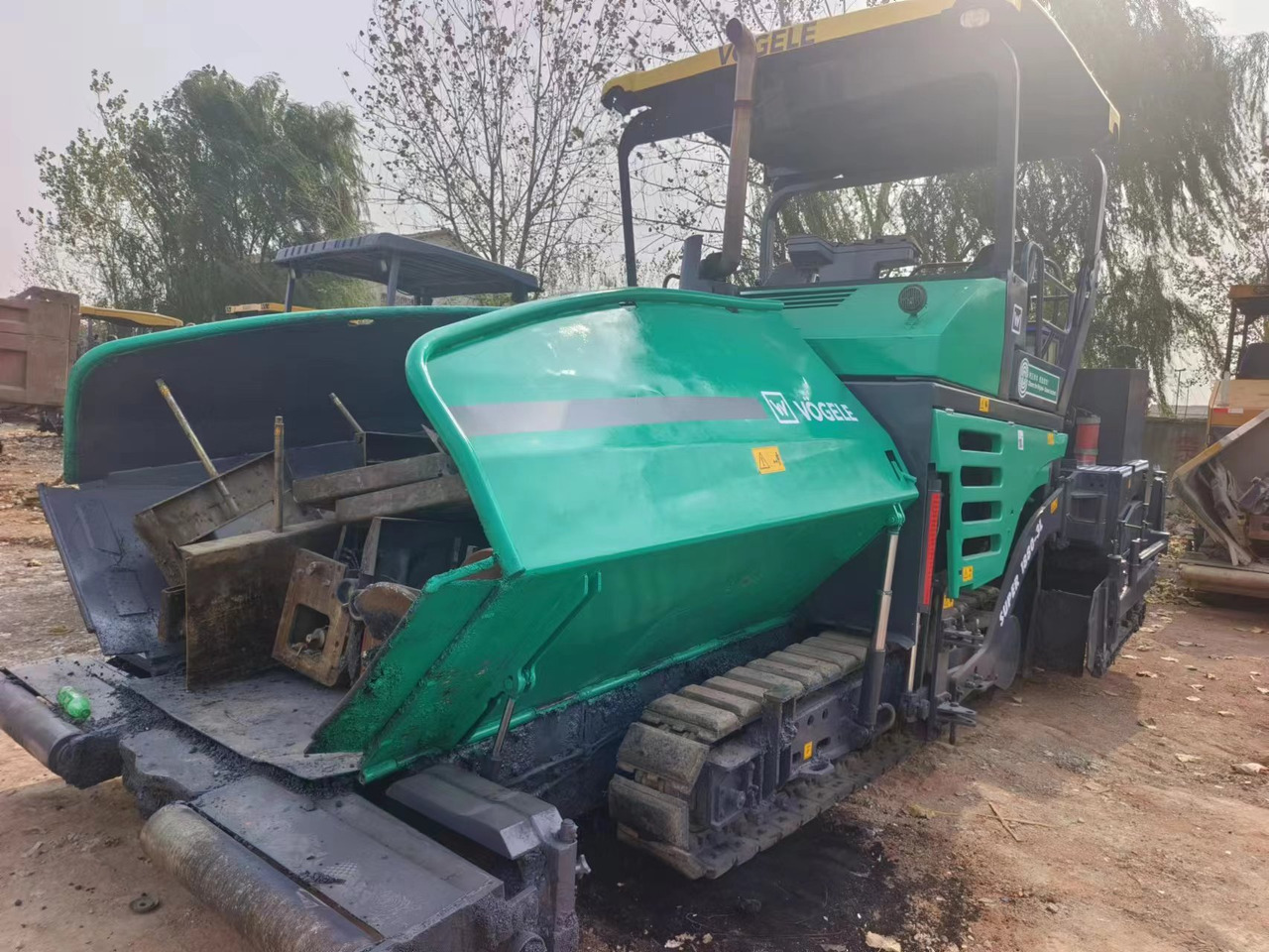 VOGELE 1800-3 - Asfalta klājējs: foto 3 VOGELE 1800-3 - Asfalta klājējs: foto 3